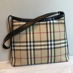 Burberry classic bag